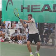 PROFESOR DE TENIS TITULADO RFET/ENTRENADOR PERSONAL/SPARRING
